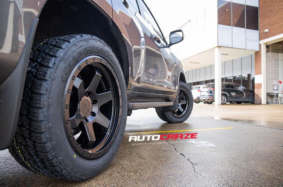 TOYOTA-PRADO-SIX-MATTE-BLACK