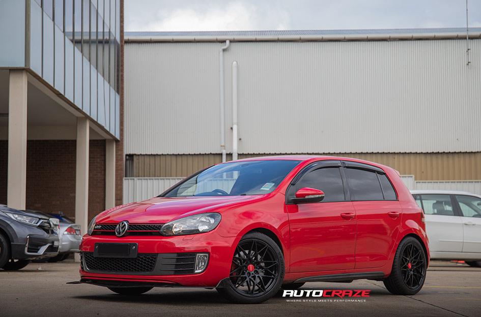 VOLKSWAGEN-GOLF-ZR1-GLOSS-BLACK