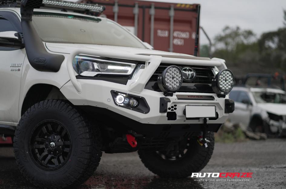 TOYOTA HILUX N80 4WD SLEDGE MATTE BLACK