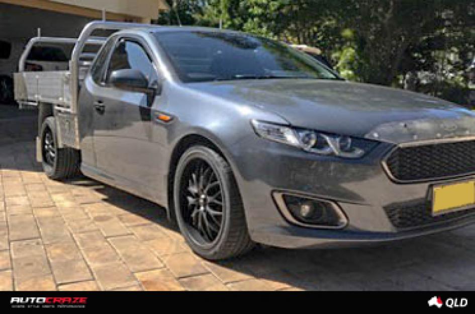 FORD FALCON CHEETAH SPORTS BLACK SUEDE