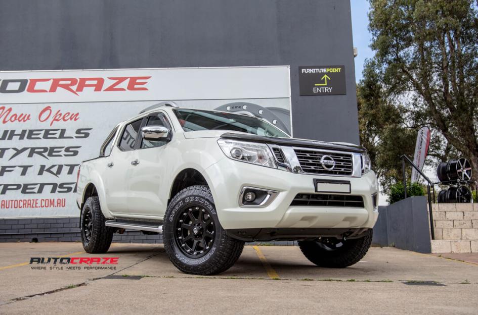 NISSAN NAVARA ADDICT MATTE BLACK