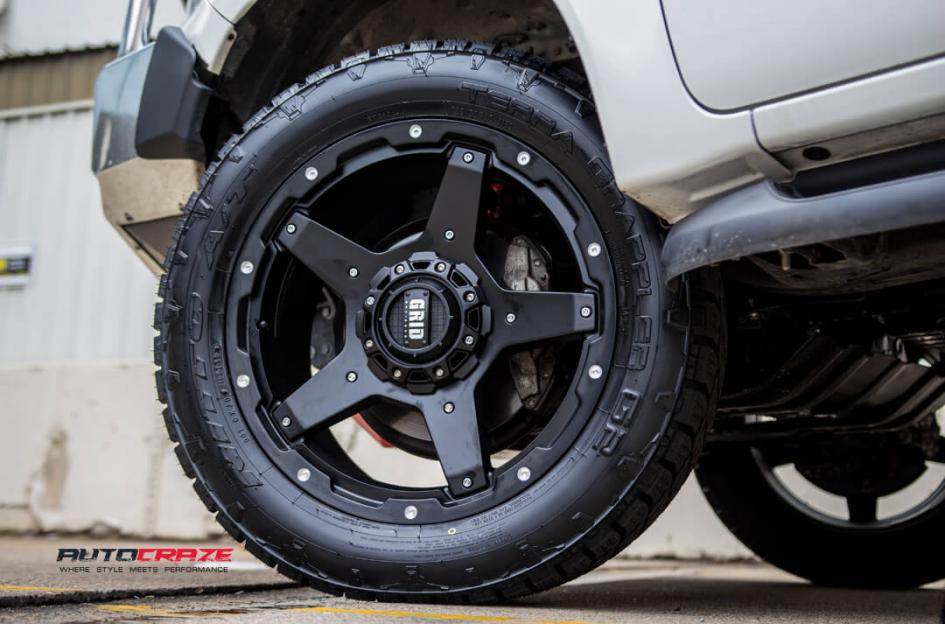 TOYOTA HILUX N80 4WD GD04 MATTE BLACK