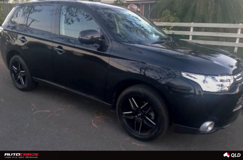 MITSUBISHI OUTLANDER CANNES GLOSS BLACK MILLED ACCENTS