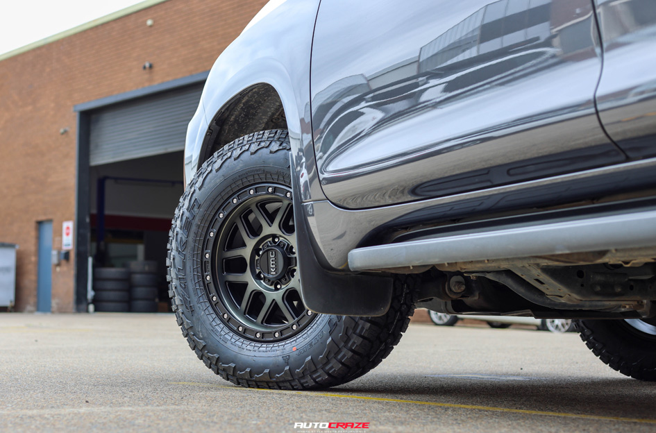 TOYOTA LAND CRUISER PRADO KMC KM544 MESA SATIN BLACK W/ GRAY TINT