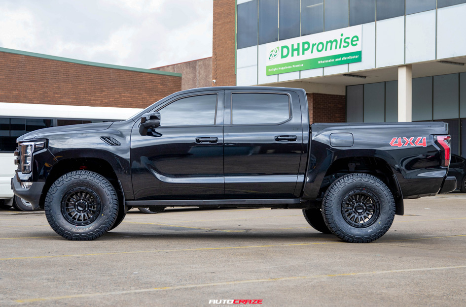 FOTON TUNLAND V7 KMC KM542 IMPACT SATIN BLACK