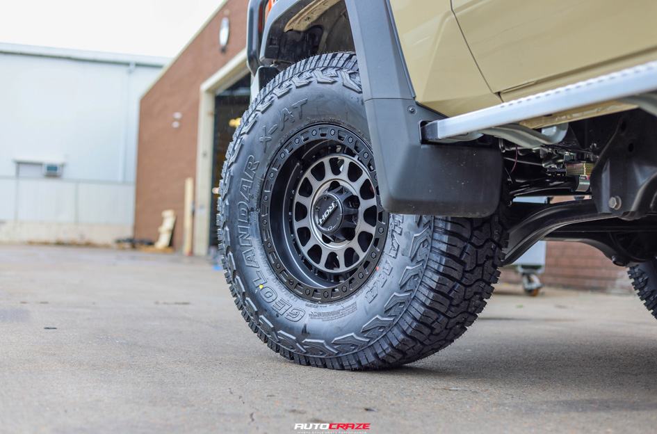 TOYOTA LAND CRUISER 70 SERIES ROH ASSAULT MATTE BLACK WITH BLACK BOLTS AND GRAPHITE FACE