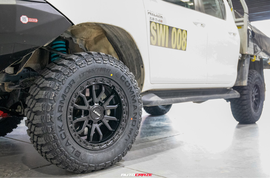  TOYOTA HILUX ROH RAID MATTE BLACK