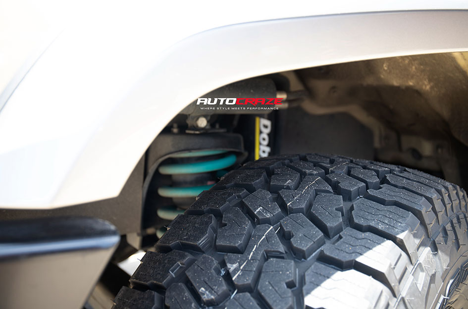 TOYOTA LANDCRUISER 70 SERIES KING KONG MATTE BLACK 