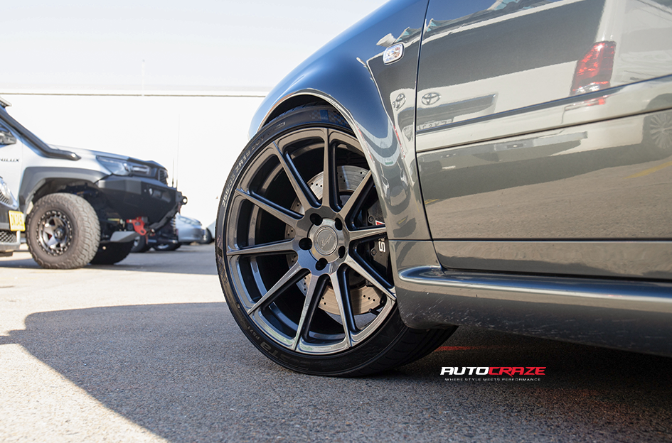 AUDI RS6 KOYA SFO4 GLOSS BLACK