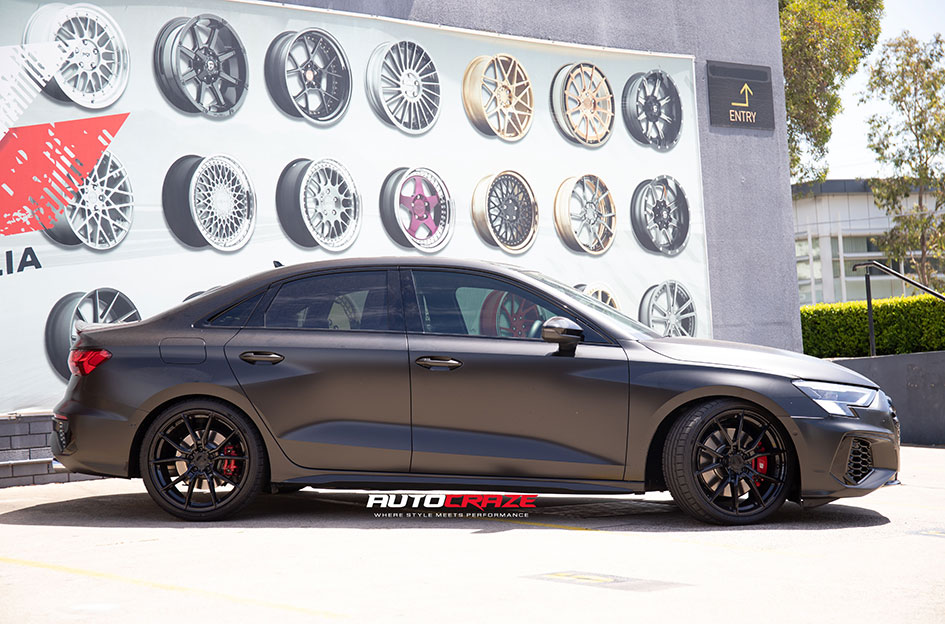 AUDI S3 KING VENOM GLOSS BLACK 