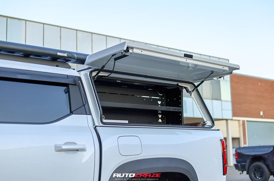 BYD SHARK FUEL FLUX GLOSS BLACK GREY TINT