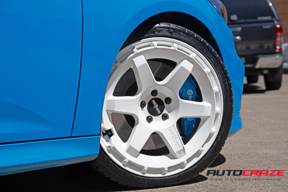 FORD FOCUS RS ROTIFORM KB1 WHITE WHEELS