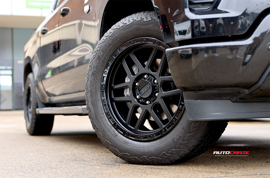 CHEVROLET SILVERADO KMC KM544 MESA SATIN BLACK