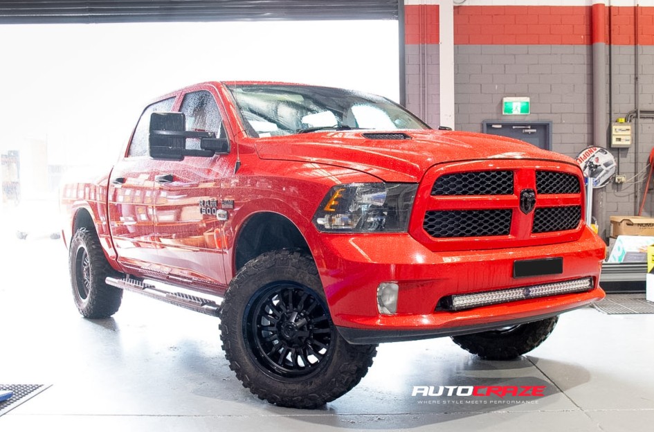 DODGE RAM 1500 FUEL ARC GLOSS BLACK 