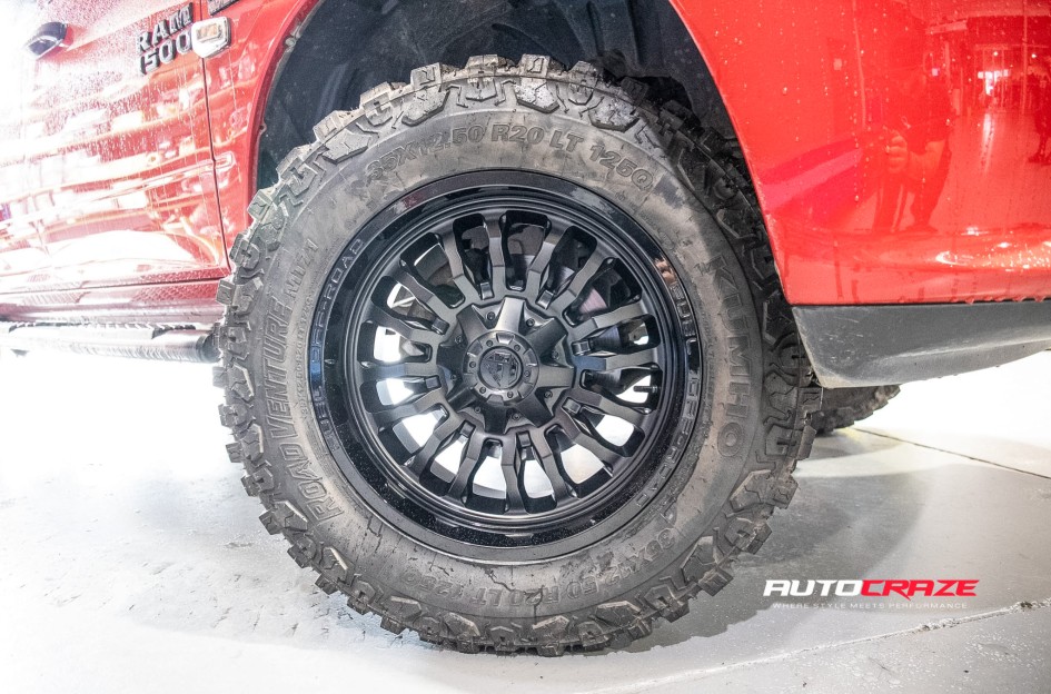 DODGE RAM 1500 FUEL ARC GLOSS BLACK 