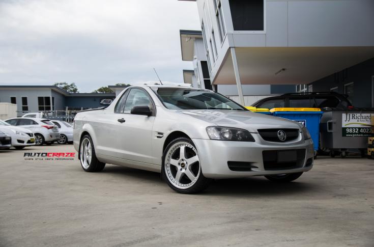 HOLDEN-COMMODORE-FR1-SILVER-MACHINED-LIP
