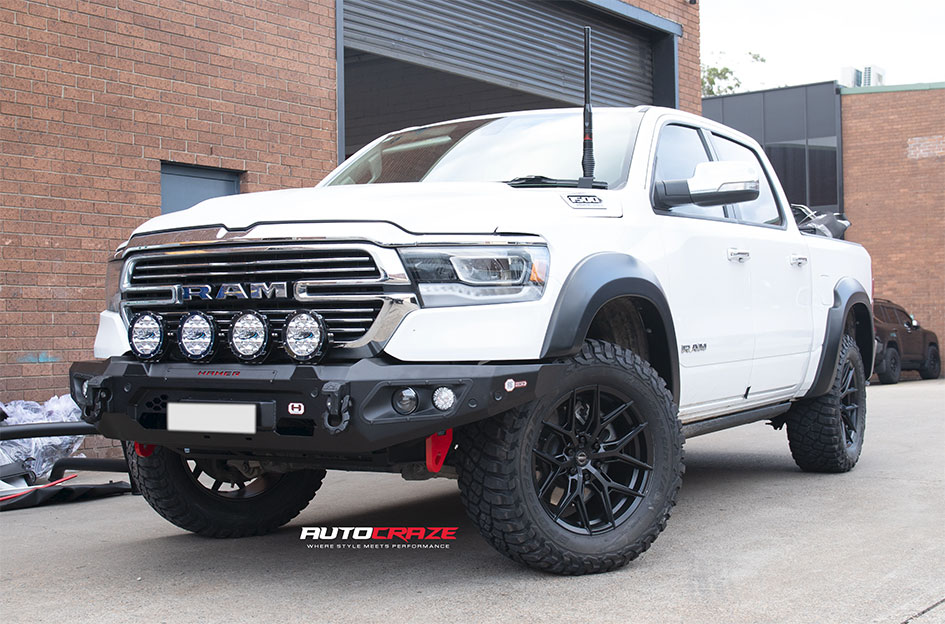 DODGE RAM HAMER BULL BAR 4X4 ACCESSORIES 