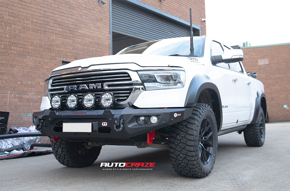 DODGE RAM HAMER BULL BAR 4X4 ACCESSORIES 