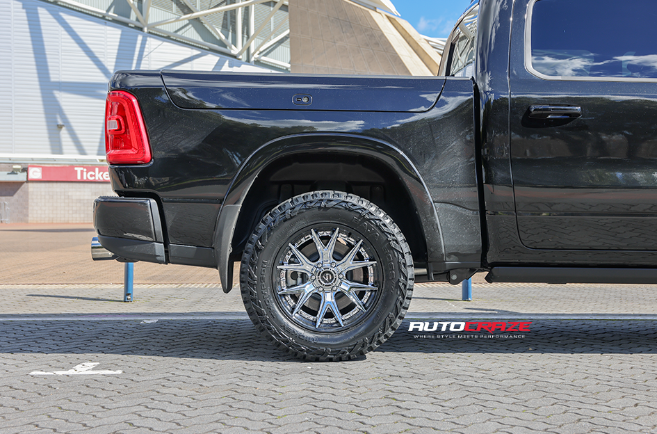 DODGE RAM FUEL CATALYST PLATINUM W/ CHROME LIP