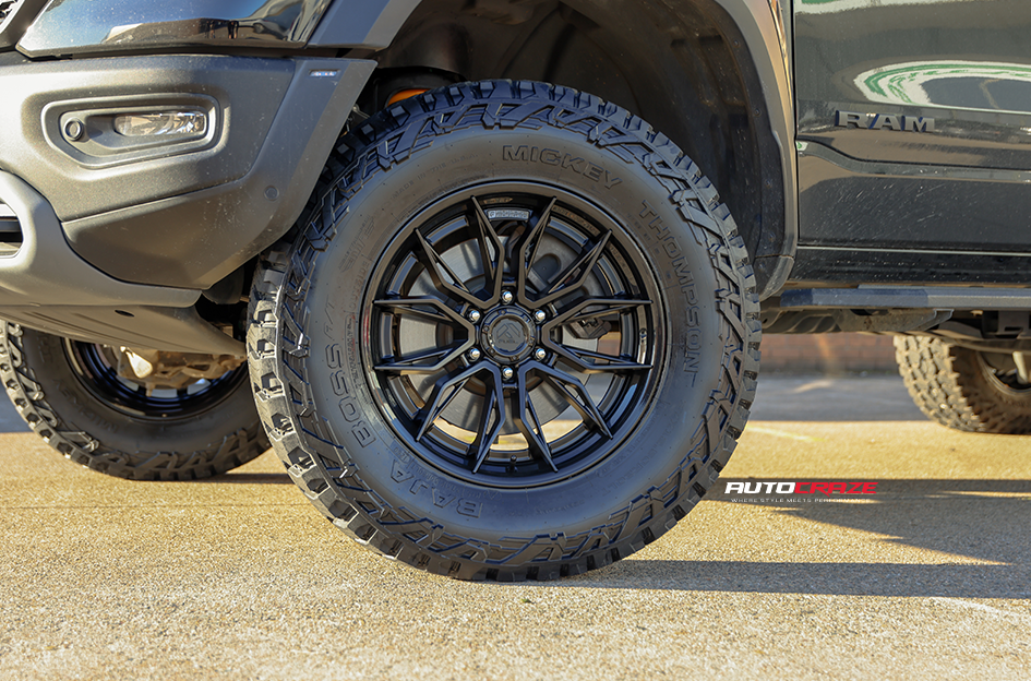 DODGE RAM FUEL MUTINY MATTE BLACK W/ GLOSS BLACK LIP