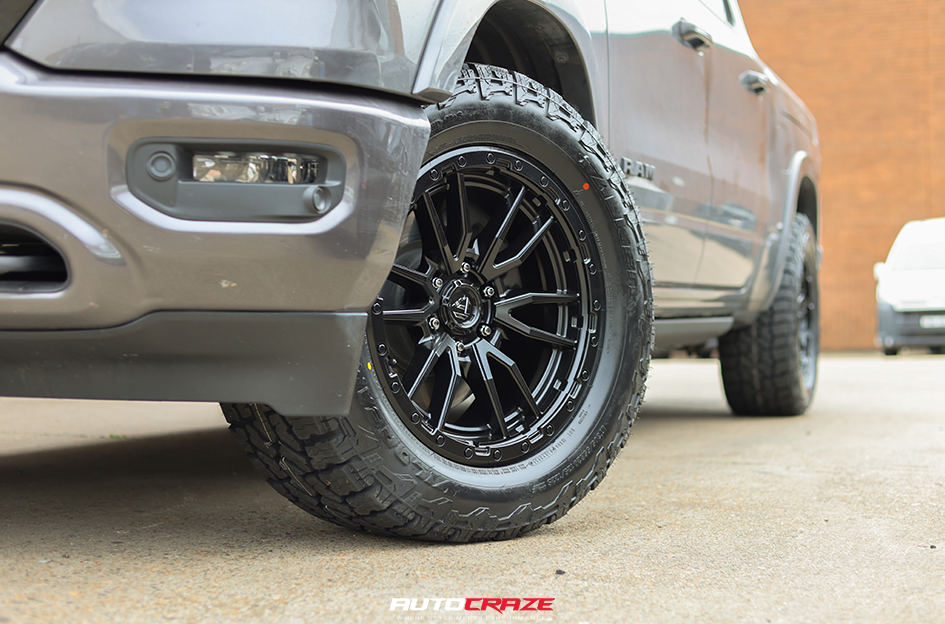 DODGE RAM FUEL REBEL 6 MATTE BLACK 