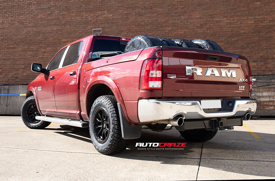 DODGE RAM FUEL REBEL 5 MATTE BLACK 
