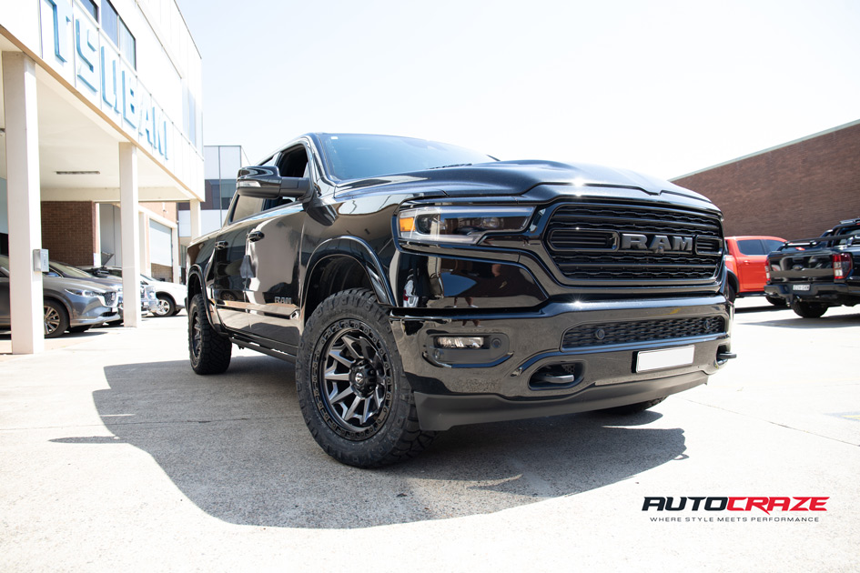 DODGE RAM FUEL COVERT ANTHRACITE BLACK LIP