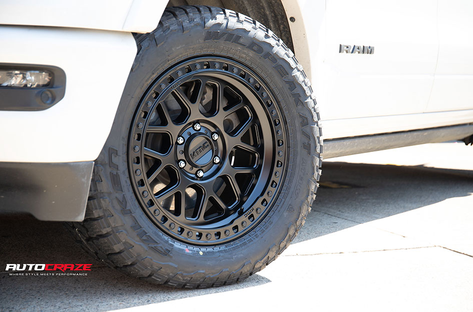 DODGE RAM KMC GRS SATIN BLACK