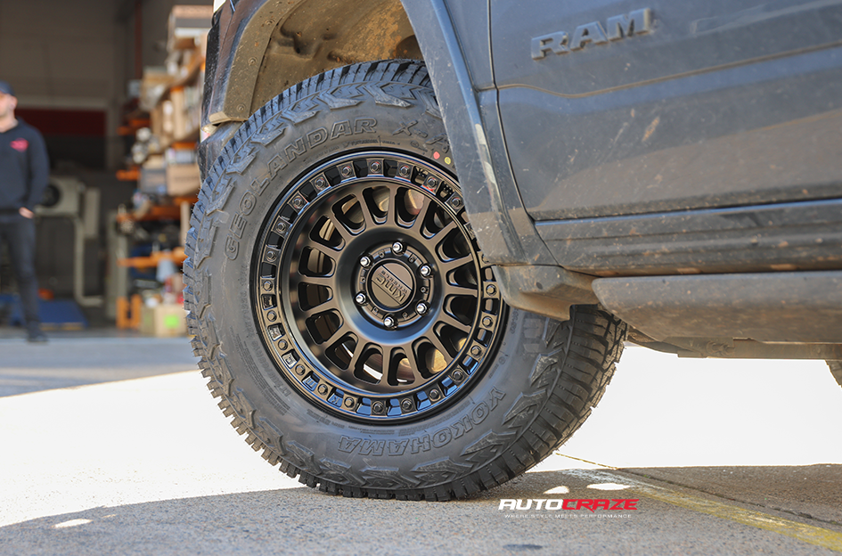 DODGE RAM KMC IMS MATTE BLACK W/ GLOSS BLACK LIP