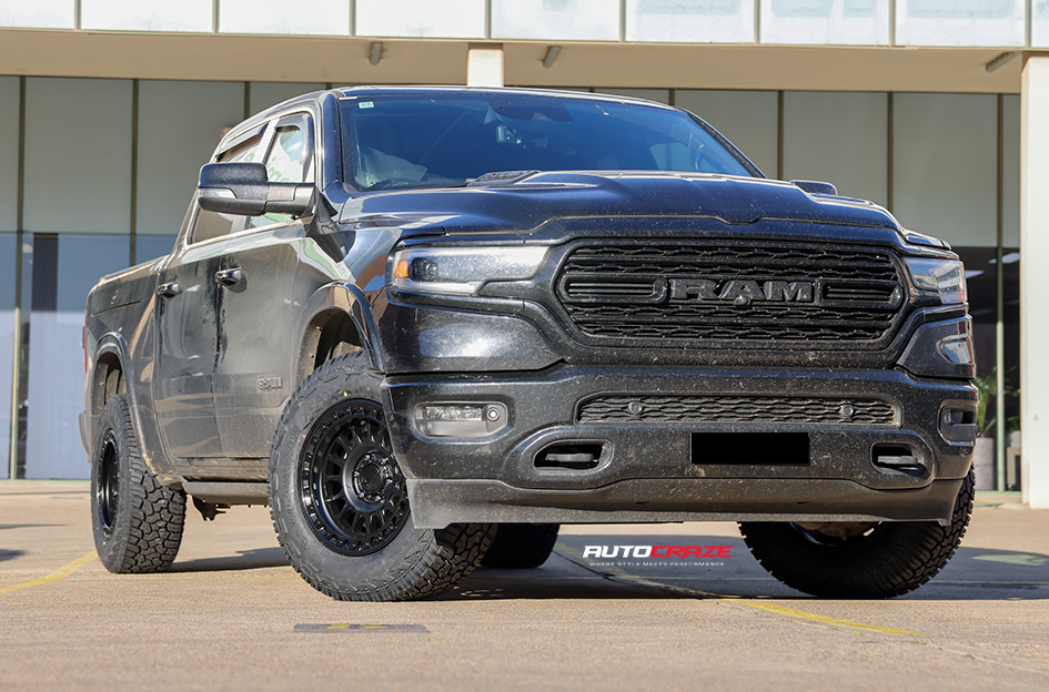 DODGE RAM KMC IMS MATTE BLACK W/ GLOSS BLACK LIP