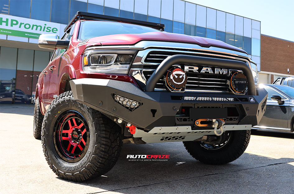 DODGE RAM KMC RECON GLOSS BLACK MACHINED RED TINT