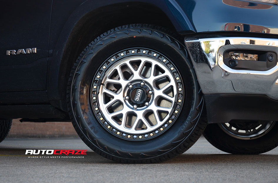 DODGE RAM KMC GRS MACHINED SATIN BLACK LIP