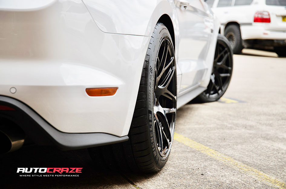 FORD MUSTANG KOYA SF07 GLOSS BLACK 