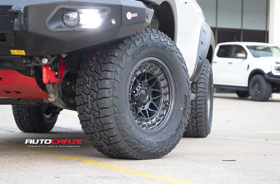 FORD EVEREST BLACK RHINO ALPHA MATTE BLACK W/ GUNMETAL LIP