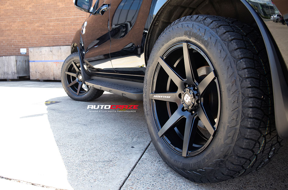 FORD EVEREST DIESEL AVALANCHE MATT BLACK 