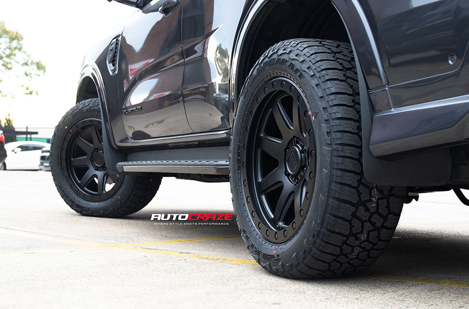 FORD EVEREST NEXT GEN BLACK RHINO BAKER MATTE BLACK