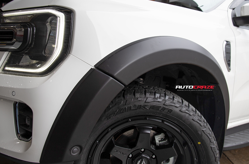 FORD EVEREST NEXT GEN FUEL SHOK MATTE BLACK