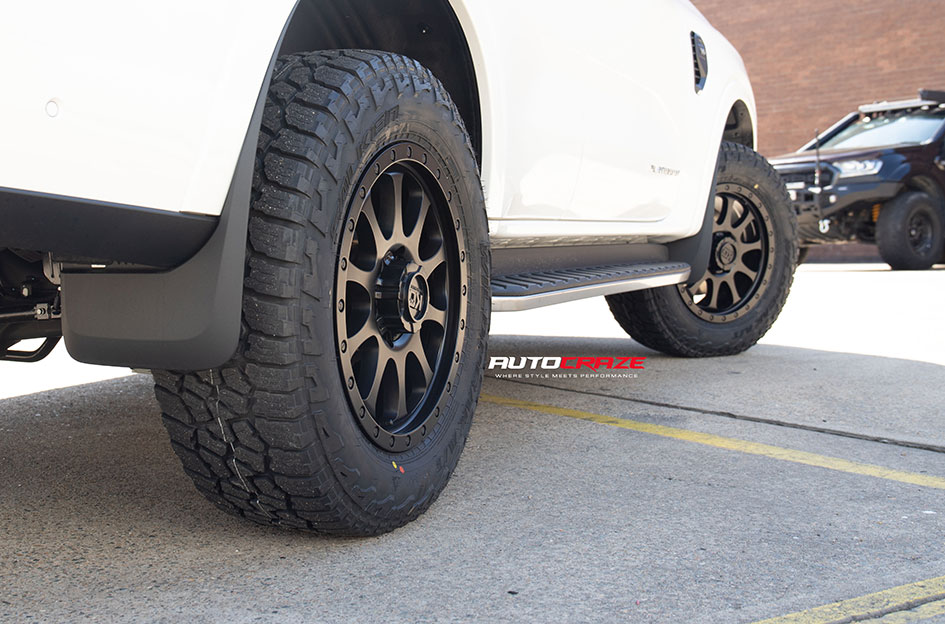 FORD EVEREST NEXT GEN KING HURRICANE SATIN BLACK