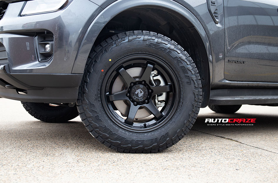 FORD EVEREST NEXT GEN NOMAD PROSECUTOR MATTE BLACK