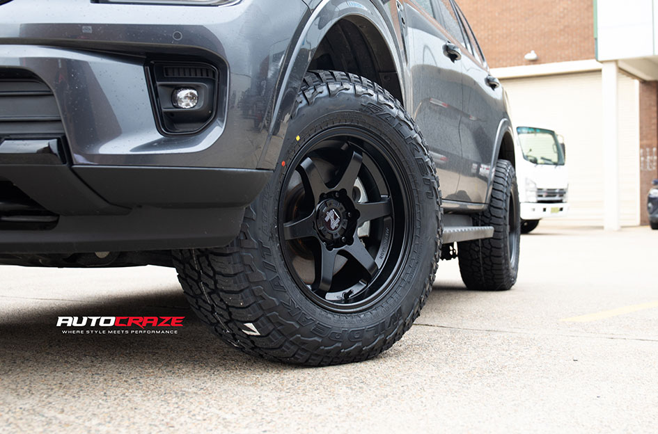 FORD EVEREST NEXT GEN NOMAD PROSECUTOR MATTE BLACK