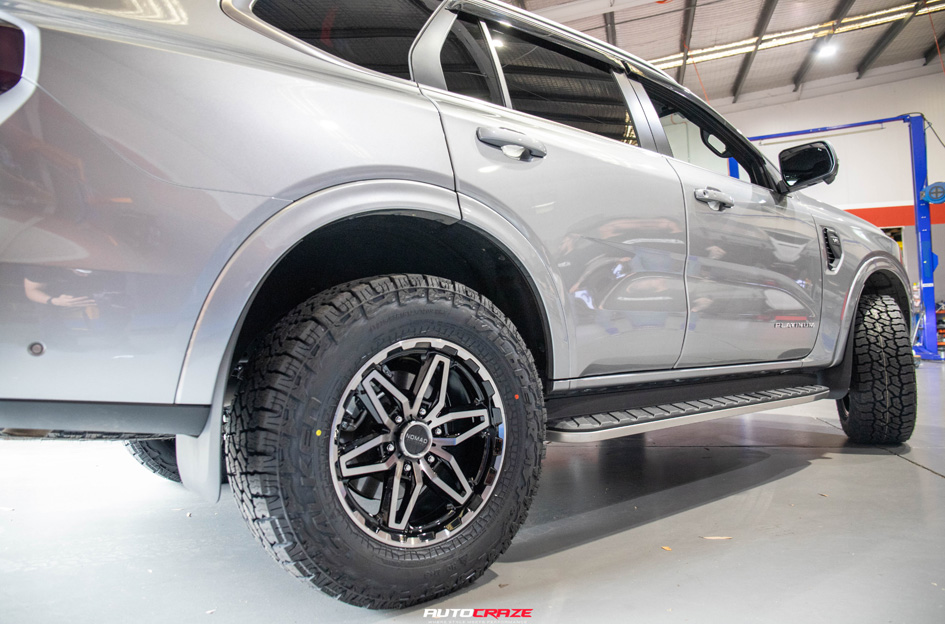 FORD EVEREST NEXT GEN NOMAD N232 GLOSS BLACK DARK TINT