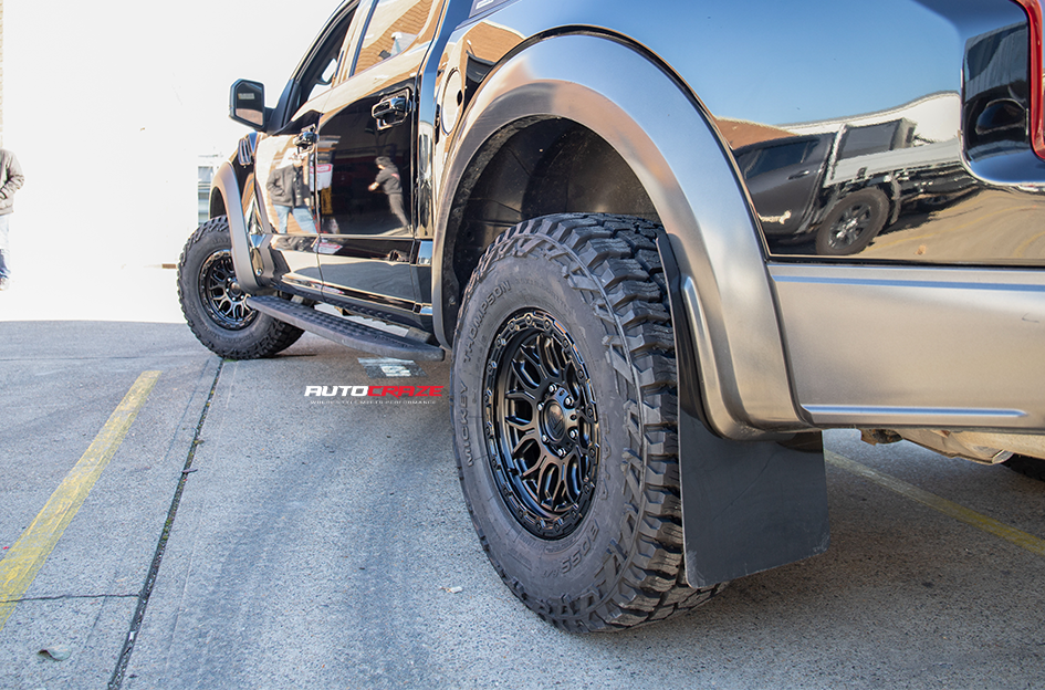 FORD F-150 FUEL SURGE MATTE BLACK W/ GLOSS BLACK LIP