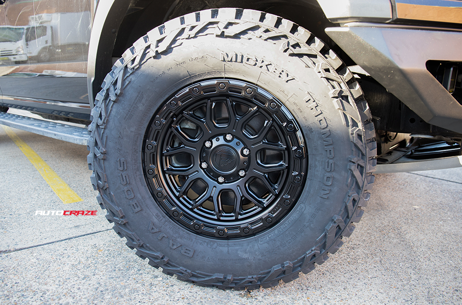 FORD F-150 FUEL SURGE MATTE BLACK W/ GLOSS BLACK LIP