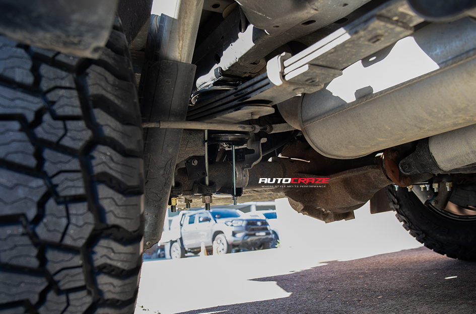 FORD F-150 FUEL SURGE MATTE BLACK W/ GLOSS BLACK LIP