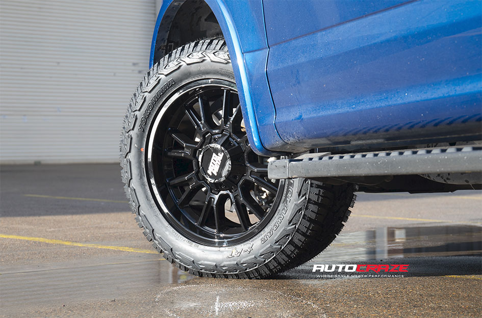 FORD F-150 MOTO METAL MO810 GLOSS BLACK