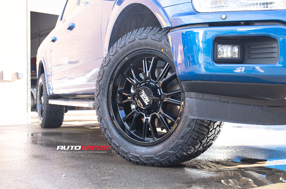 FORD F-150 MOTO METAL MO810 GLOSS BLACK
