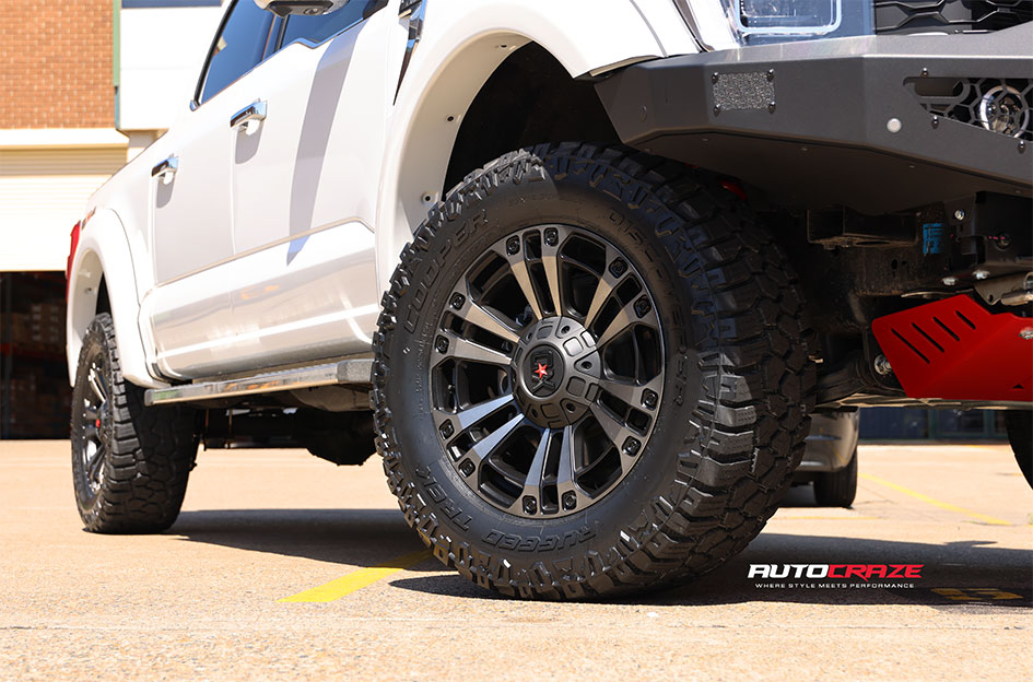 FORD F-150 KMC XD MONSTER 3 SATIN BLACK GRAY TINT
