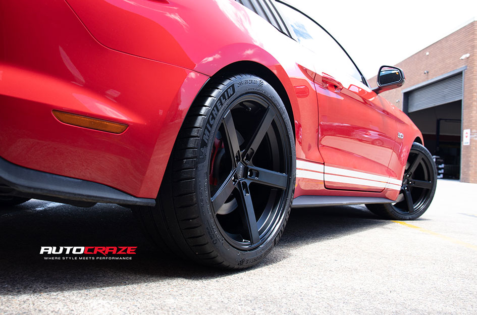 FORD MUSTANG AMERICAN RACING BLOCKHEAD SATIN BLACK 
