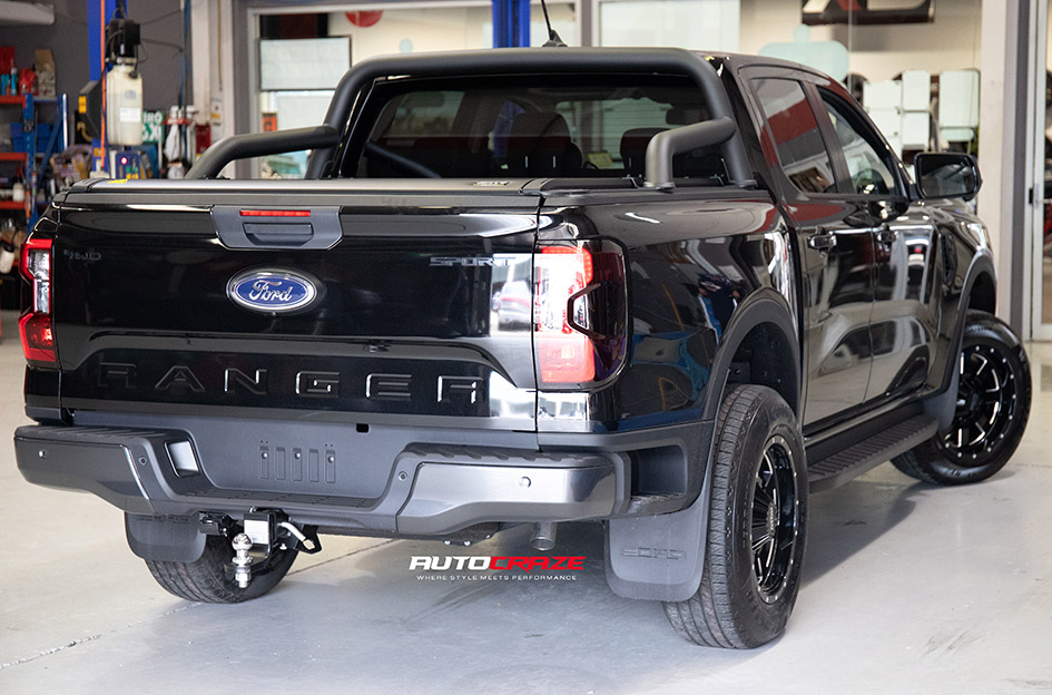FORD NEXT-GEN RANGER MOTO METAL MO962 GLOSS BLACK MILLED 