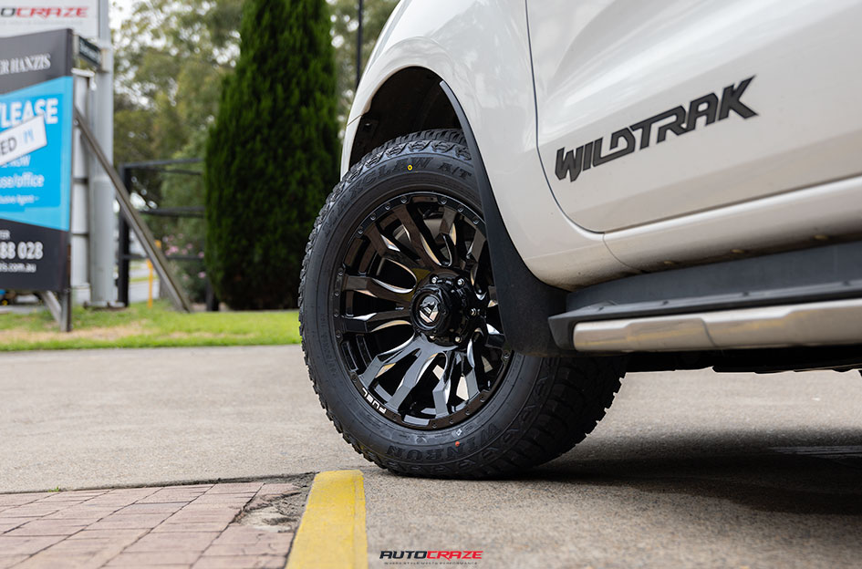 FORD RANGER FUEL BLITZ GLOSS BLACK MILLED 
